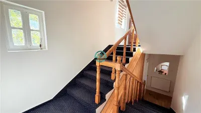 Vand apartament cu 4 camere pe 2 niveluri in casa in Reghin - foto 19