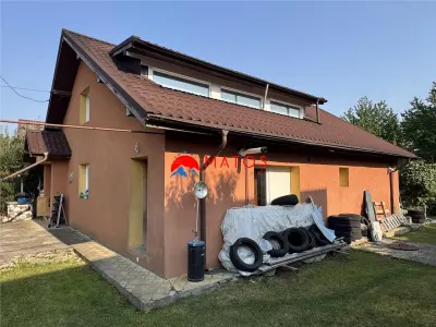 Casa de vanzare in Campina | 3 camere | teren 566 mp | 110.000 € FIX - foto 2