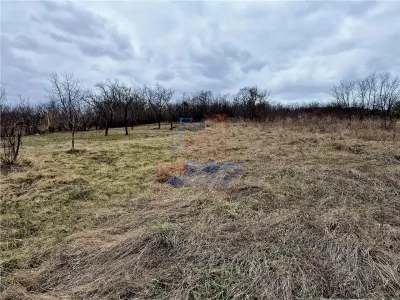 Teren cu vedere superba la lac de 1280 mp, Ciurbesti - Miroslava