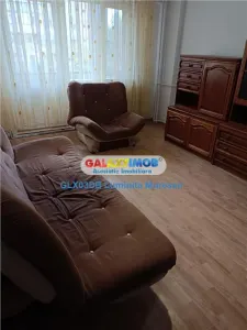 Inchiriere apartament 3 camere decomandat Targoviste Central - foto 3