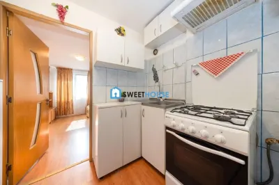 Apartament 2 camere de vanzare Tractorul - foto 3
