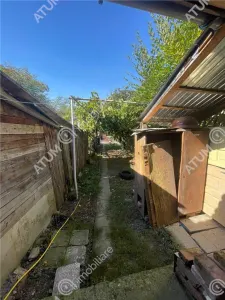 De vanzare apartament cu 2 camere si gradina situat in zona centrala a orasului Cisnadie - foto 12