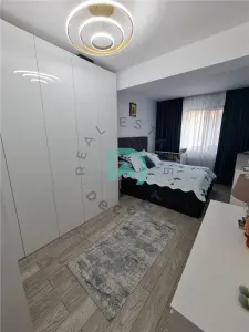 Apartament 2 camere, parcare subterana, Coresi, Tractorul - foto 11
