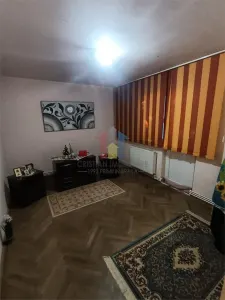 Apartament 3 camere decomandat, etaj 1, 74 mp, Calea Galati - foto 3