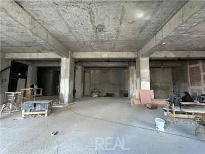 Spatii comerciale de vanzare de la 72mp - foto 9