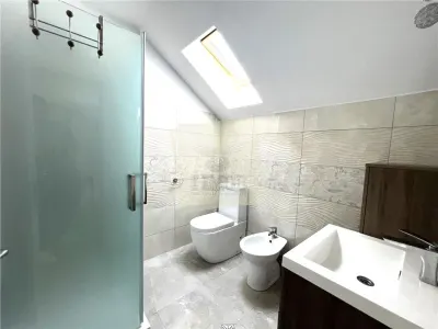 Casa individuala 5 camere 3 bai si teren de 500 mp Cartierul Arhitectilor - foto 16