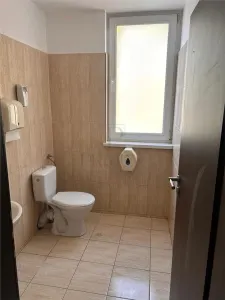 Spatiu comercial - zona excelenta - vizibilitate buna - centrala proprie - aer conditionat - foto 6