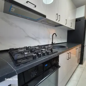 2 cam Rahova, Teius,curte proprie, parcare, mobilat, utilat - foto 10