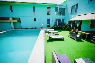 Proprietate 450 mp | Teren 1.000 mp | 7 camere | Piscina | Ideală pentru clinica medicală / investiție - Timisoara