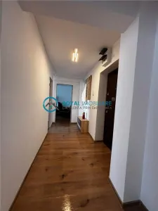Royal Imobiliare - Inchiriere apartament 2 camere zona Ultracentral - foto 8