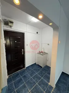 Garsoniera de Vanzare, Zona Poarta 6, Recent Renovata - foto 3