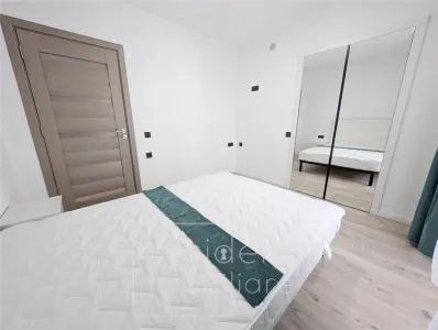 Apartament 2 camere decomandate in Someseni, Beiusului+ Parcare - foto 3