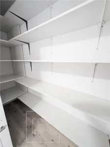 Apartament 2 camere decomandate in Someseni, Beiusului+ Parcare - foto 4