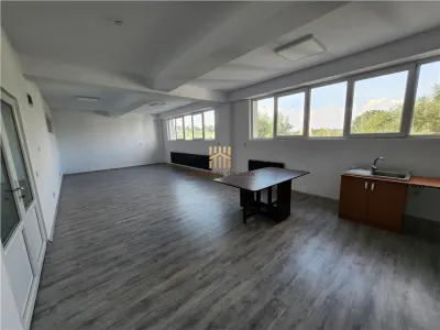 Spații de birouri 329 mp | etaj integral | 11 birouri | 3 cai acces | Lift | Comision 0% - foto 17