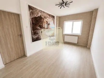 Apartament renovat cu 3 camere 2 bai si balcon pe Bd. Mihai Viteazu - Sibiu