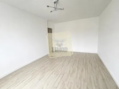 Apartament renovat cu 3 camere 2 bai si balcon pe Bd. Mihai Viteazu - foto 6