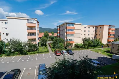Apartament decomandat, vedere frumoasa, etaj2, Zarnesti, Brasov - foto 13