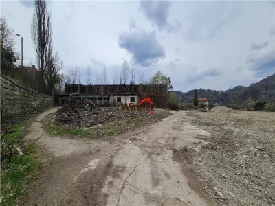Vanzare Teren 1,7HA centru Petrosani - foto 4