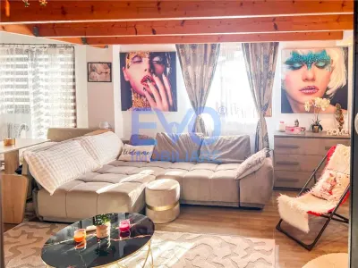 Apartament 2 camere, loc de parcare, geam la baie, zona Valea Adanca - Iasi