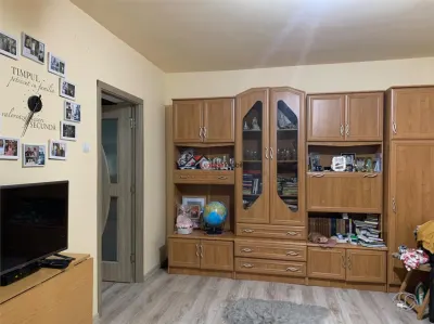 Apartament 2 camere + bucătărie, renovat recent, cu parcare – Dealul Florilor, Dej - foto 12