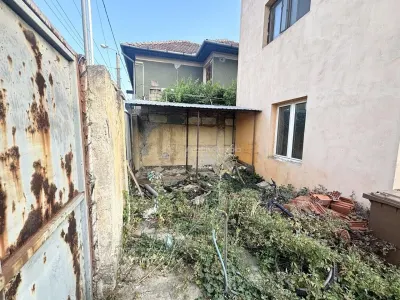 Casa mica de renovat - central - foto 2