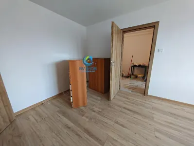 Inchiriem Apartament 2 Camere, Partial Mobilat, Semidecomandat, Garii - foto 12