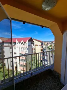 Apartament 2 camere de închiriat | Turnișor | 50 mp, balcon - foto 7