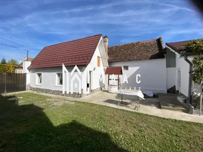 Proprietate individuală 12 camere | Cristian | 4 corpuri, 553 mp - foto 14