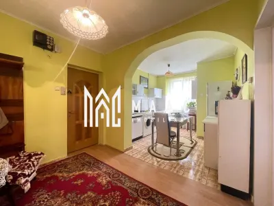 Apartament de vânzare Sibiu | 3 camere decomandat | Mihai Viteazul, balcon - foto 3