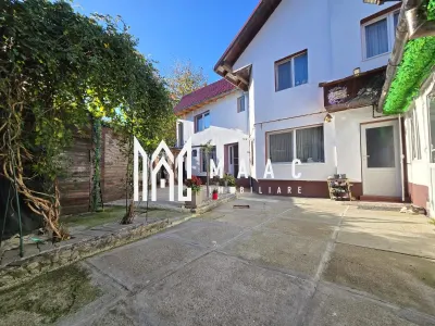 Casa 7 camere 3 bai 2 intrari Zona Garii - Sibiu