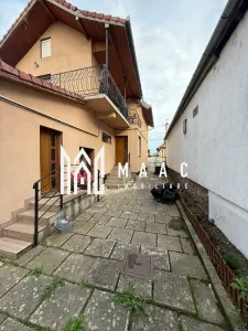 Casă de vânzare 3 camere | Lupeni, Sibiu | 141 mp utili, teren 676 mp - Sibiu