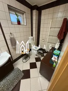 Casă de vânzare 3 camere | Lupeni, Sibiu | 141 mp utili, teren 676 mp - foto 11