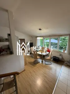 Casă de vânzare 3 camere | Lupeni, Sibiu | 141 mp utili, teren 676 mp - foto 5