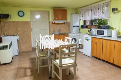 Casa individuala 5 camere | Zona centrala Agnita | Teren 990 mp - foto 6
