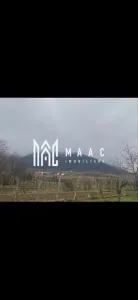 Teren 400 mp în Poplaca | Priveliște frumoasă și zonă de case - Poplaca