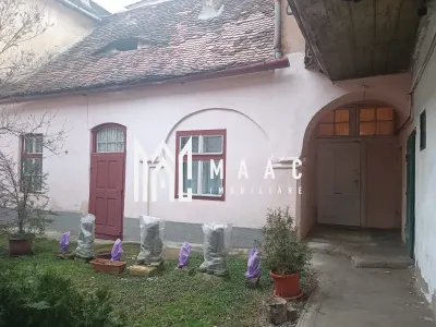 Casa | 40 MPU | Curte comuna | Zona Centrala - Sibiu