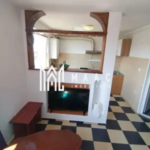 Apartament 3 camere | 55 MP | Decomandat | Mobilat | Lazaret - foto 3