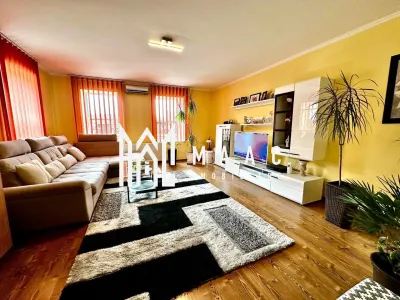Casa  4 camere | Teren 2500 mp | Acces auto | Cristian - Cristian