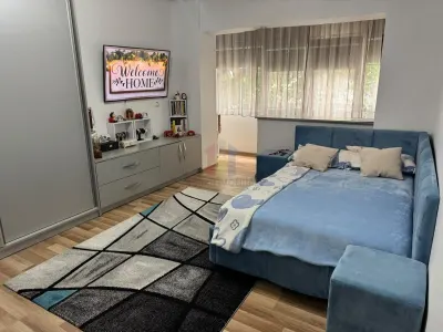 Mobilat si Utilat - 2 camere, etaj 1, zona Vidin - foto 4