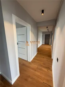 Exclusvitate, Apartament 3 camere, 86 mp utili, Zona Tractorul, Brasov - Brasov