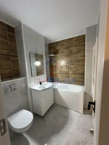 Zona Dacia Apartament 4 camere decomandat 82 mp Etaj 1 - foto 6