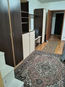 Garsoniera la parter in Astra, strada Soarelui, Brasov - Brasov