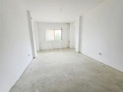 Apartament 3 camere decomandate, 92 mp – Zona Central | Etaj 1 - foto 2