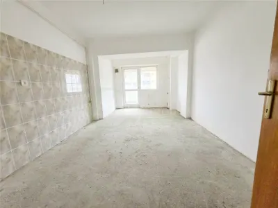 Apartament 3 camere decomandate, 92 mp – Zona Central | Etaj 1 - foto 5