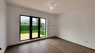 Casa Sacele 4 camere constructie  noua - foto 12