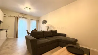 Apartament 2 camere cu curte proprie- Centrul Vechi, prima inchiriere - foto 7