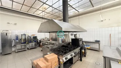 Vand spatiu comercial in Reghin ultracentral cu suprafata utila 1863 mp - foto 13
