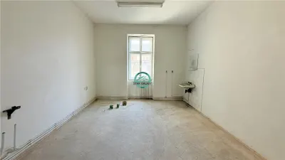 Vand spatiu comercial in Reghin ultracentral cu suprafata utila 1863 mp - foto 23