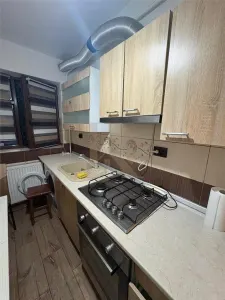 Copou - Gaudeamus , apartament 2 camere, 50 mp , etaj mic - foto 8