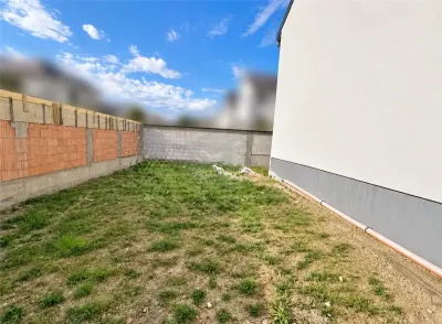 Casa moderna 3 camere 2 bai si curte Cartierul Arhitectilor - foto 8